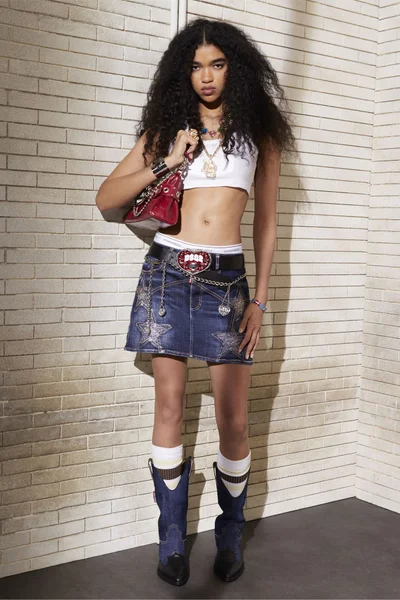 Look 11